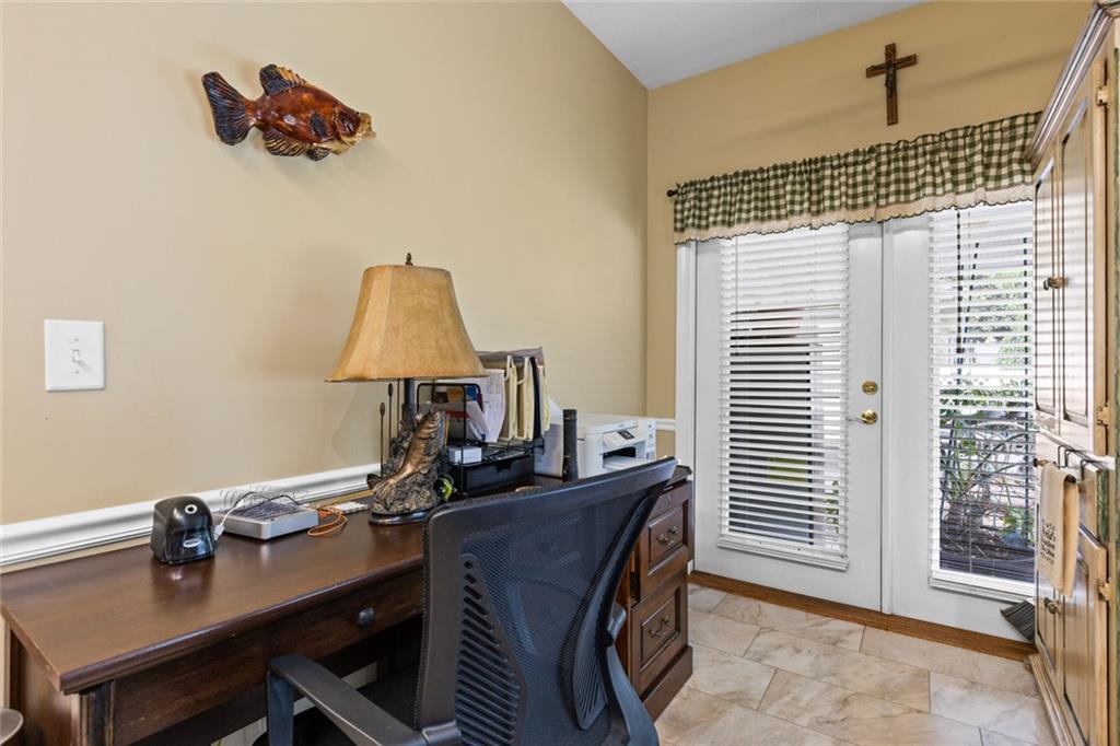 419 Long View Circle