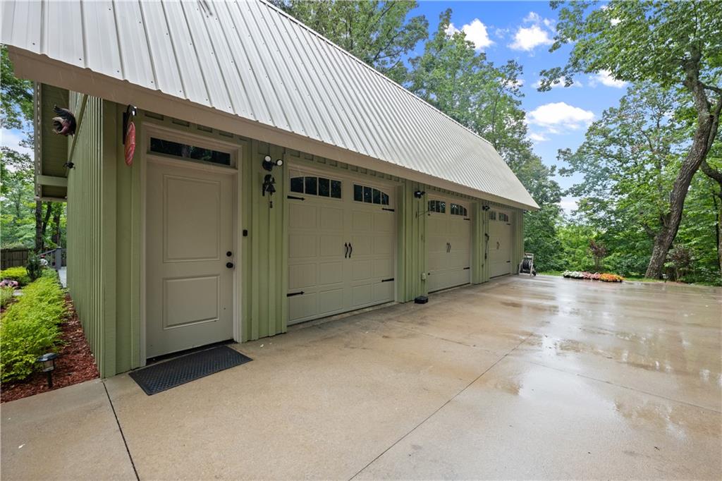 35 Lucerne Place