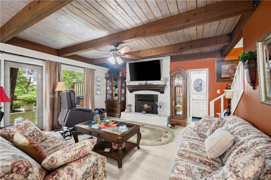 35 Lucerne Place