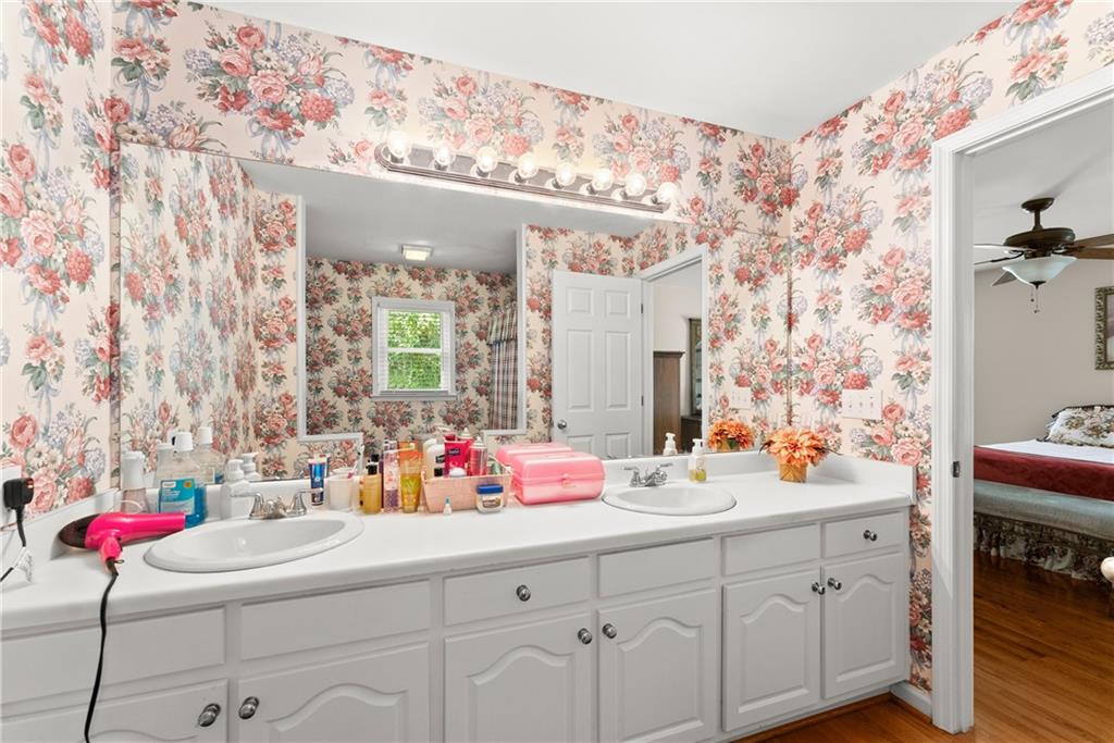 5409 Hulsey Circle