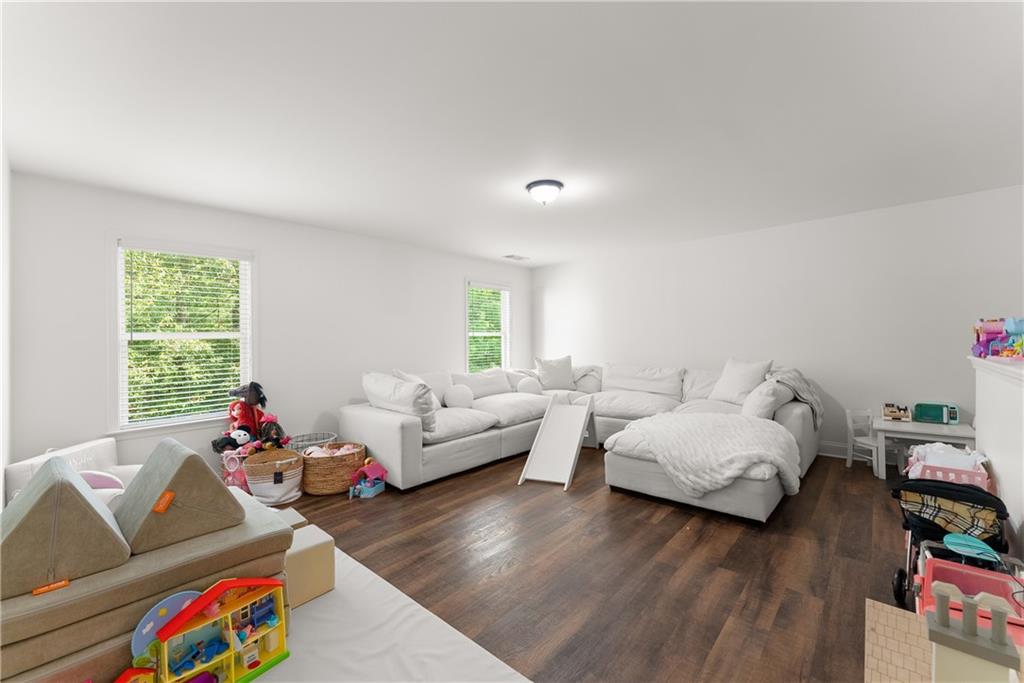 4358 Yonah Park