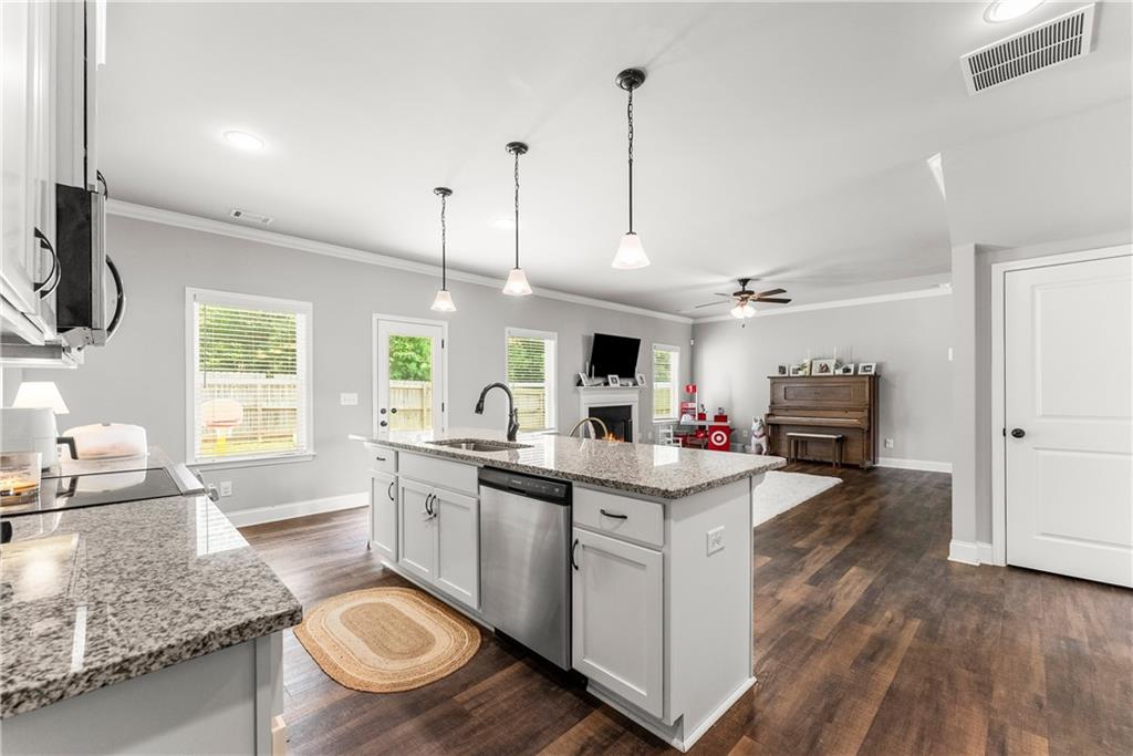 4358 Yonah Park