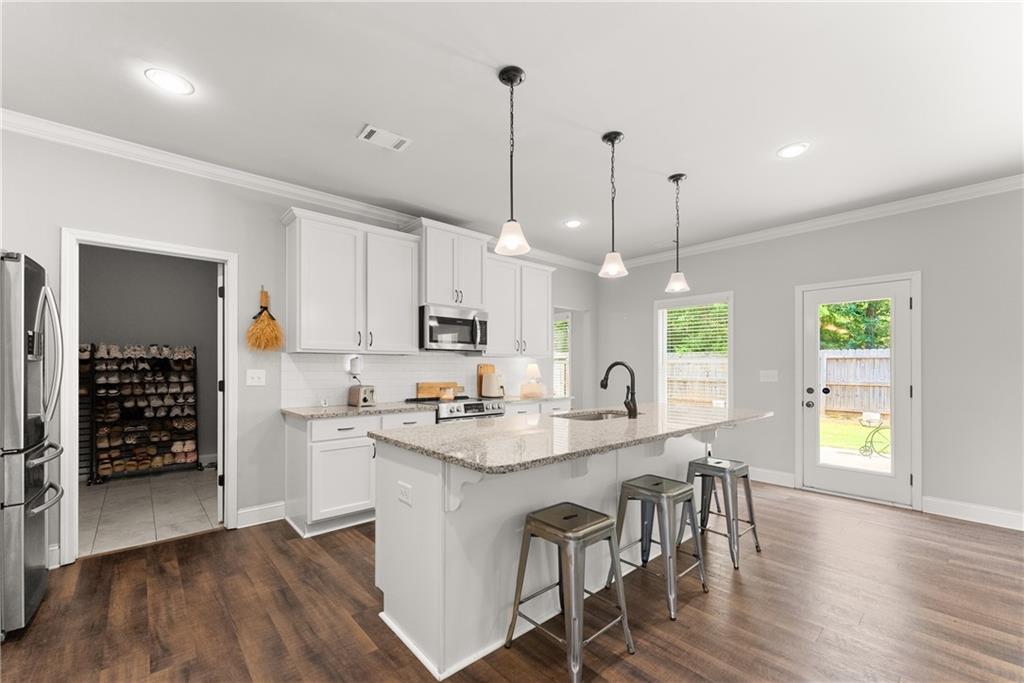 4358 Yonah Park