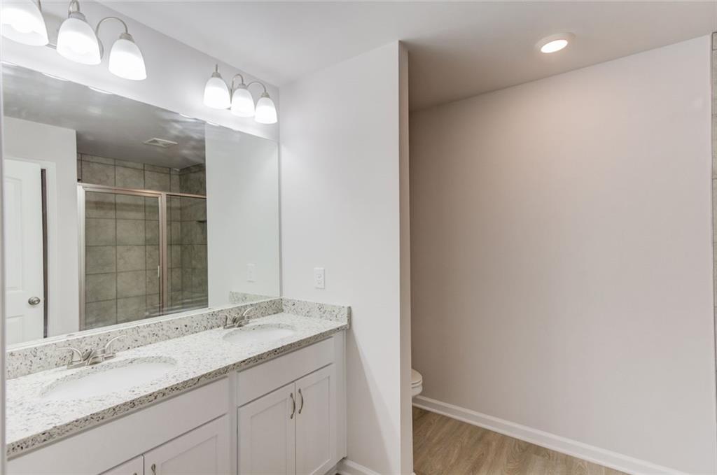 6330 Pine Ridge Point