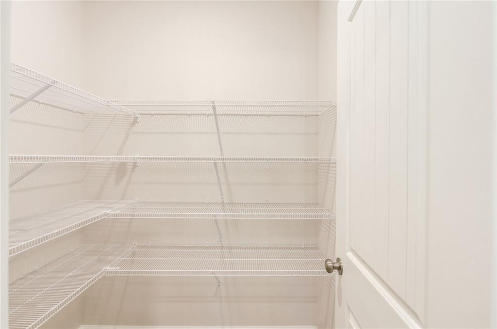 6330 Pine Ridge Point