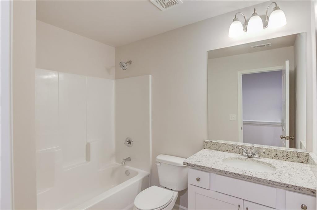 6330 Pine Ridge Point