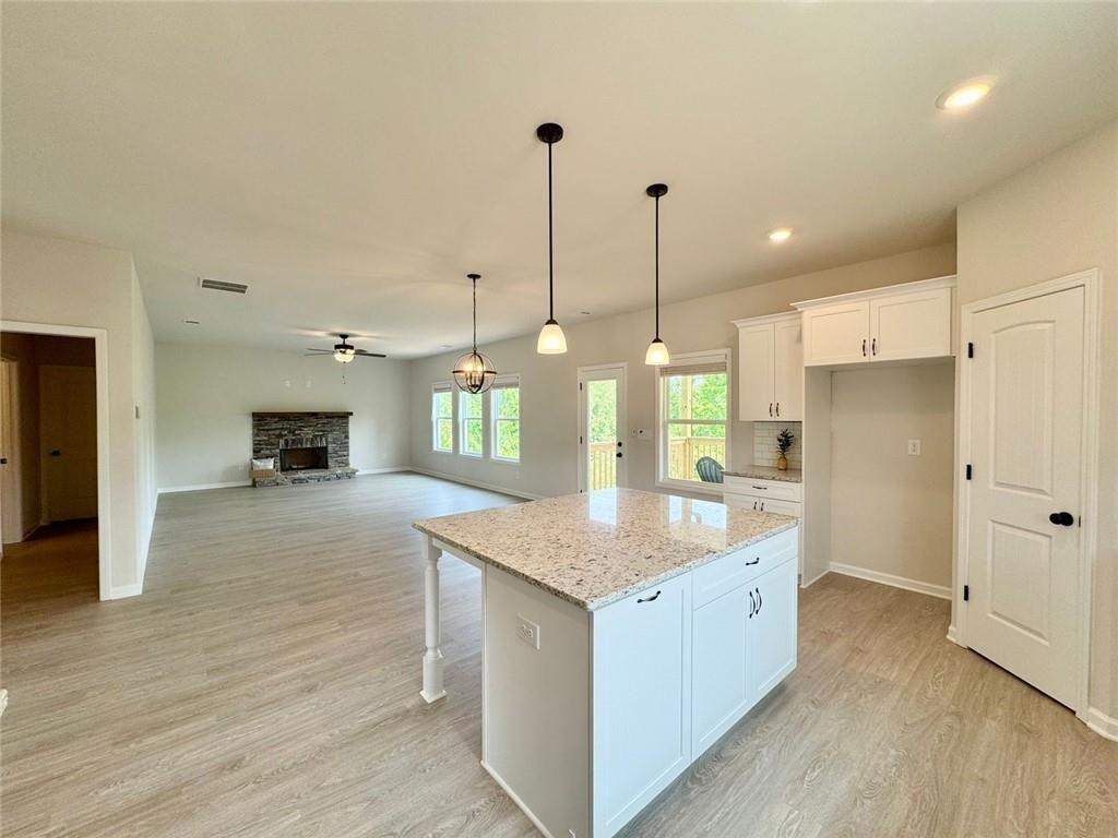 6410 Vista Point