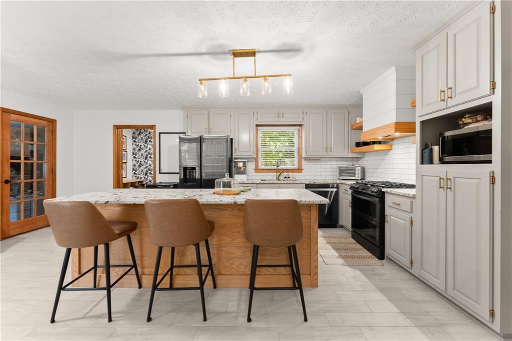 2856 Woodbriar Drive