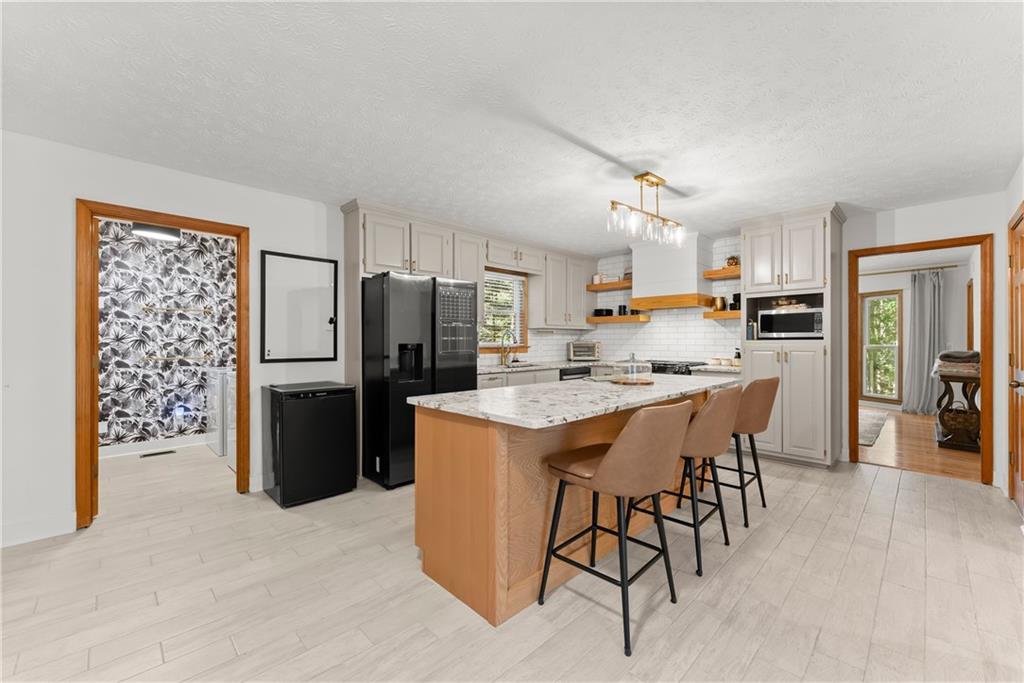 2856 Woodbriar Drive