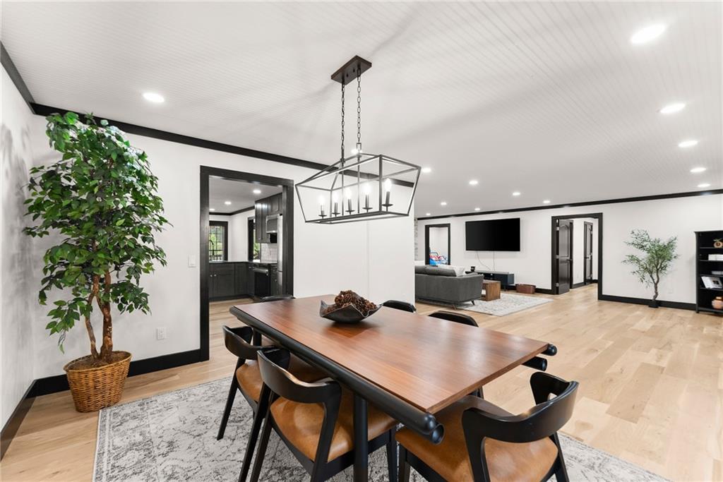 6147 Dahlonega Highway