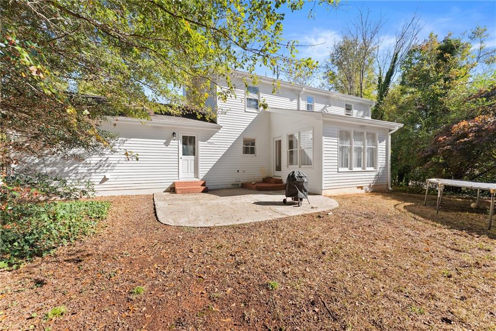 2831 Village Court