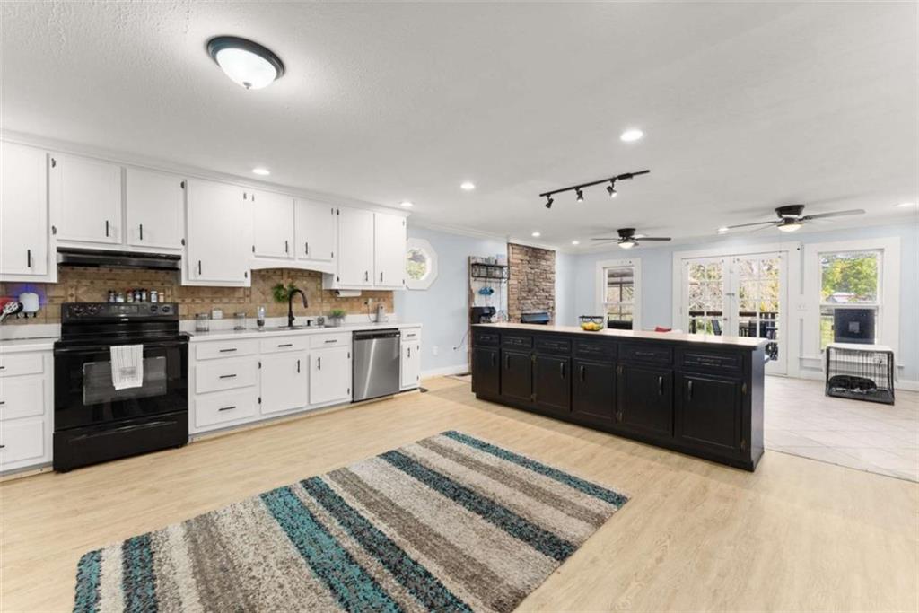 6622 Old Cleveland Road