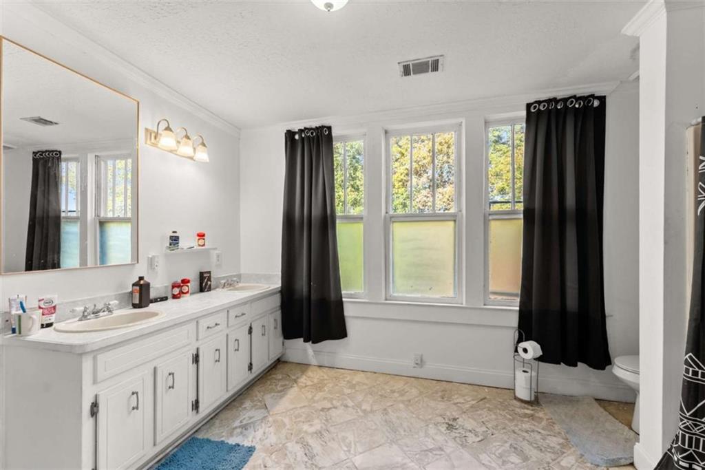 6622 Old Cleveland Road