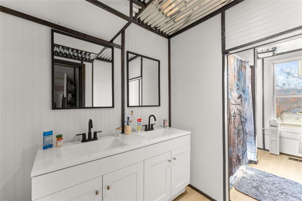 6622 Old Cleveland Road