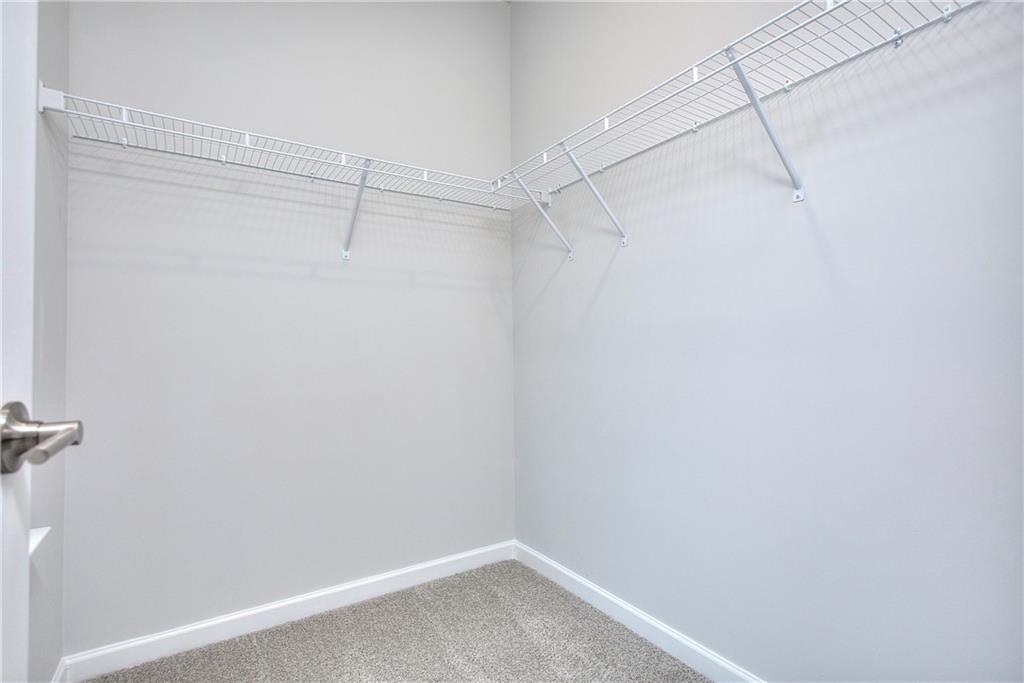 106 Greenview Court