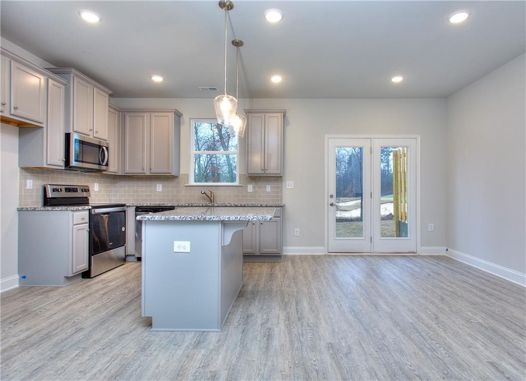 106 Greenview Court