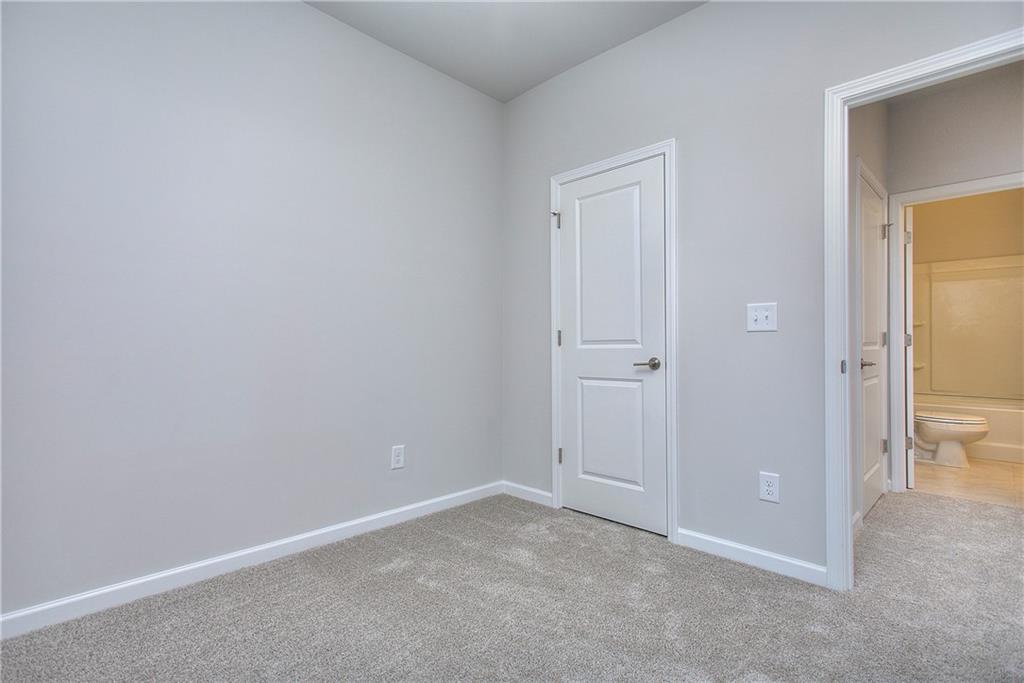 106 Greenview Court