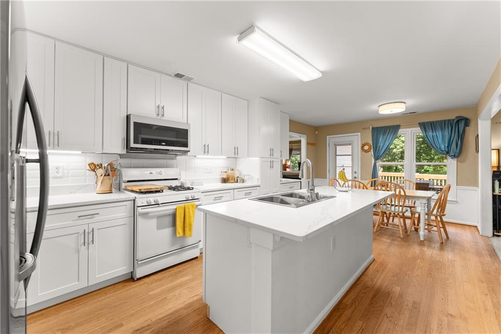 9380 Eagles Landing Drive