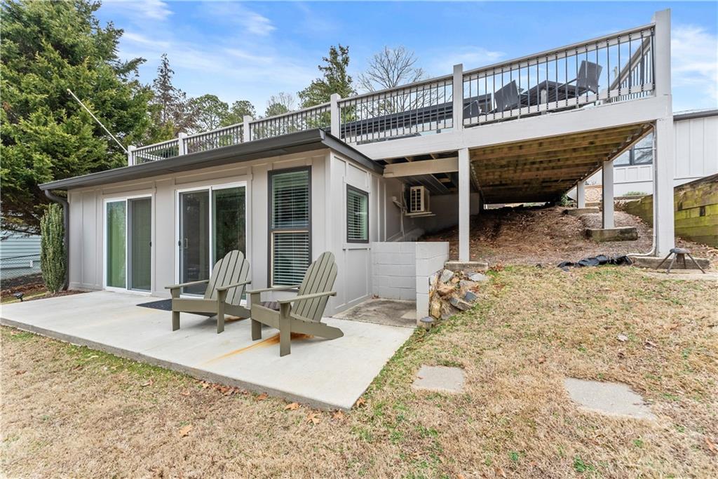 6052 Seminole Drive