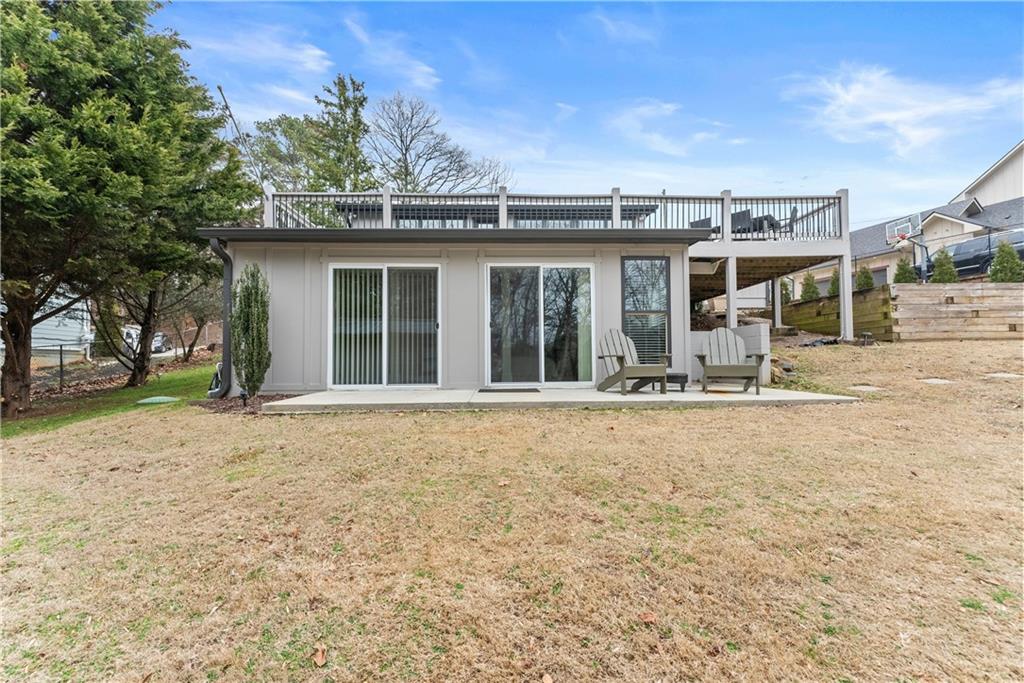 6052 Seminole Drive