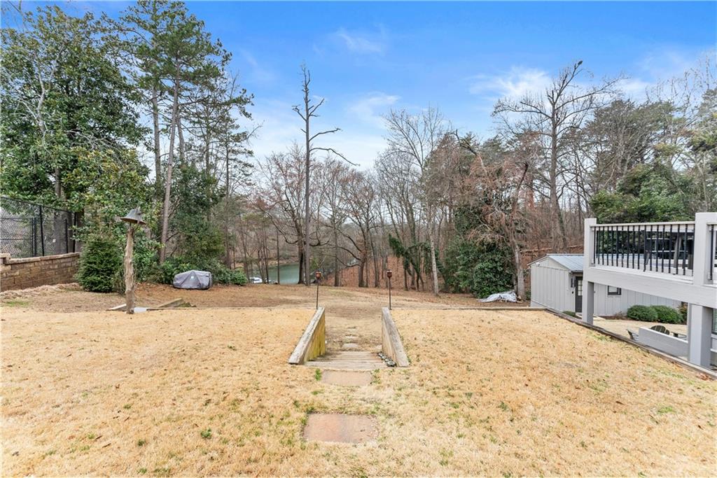 6052 Seminole Drive