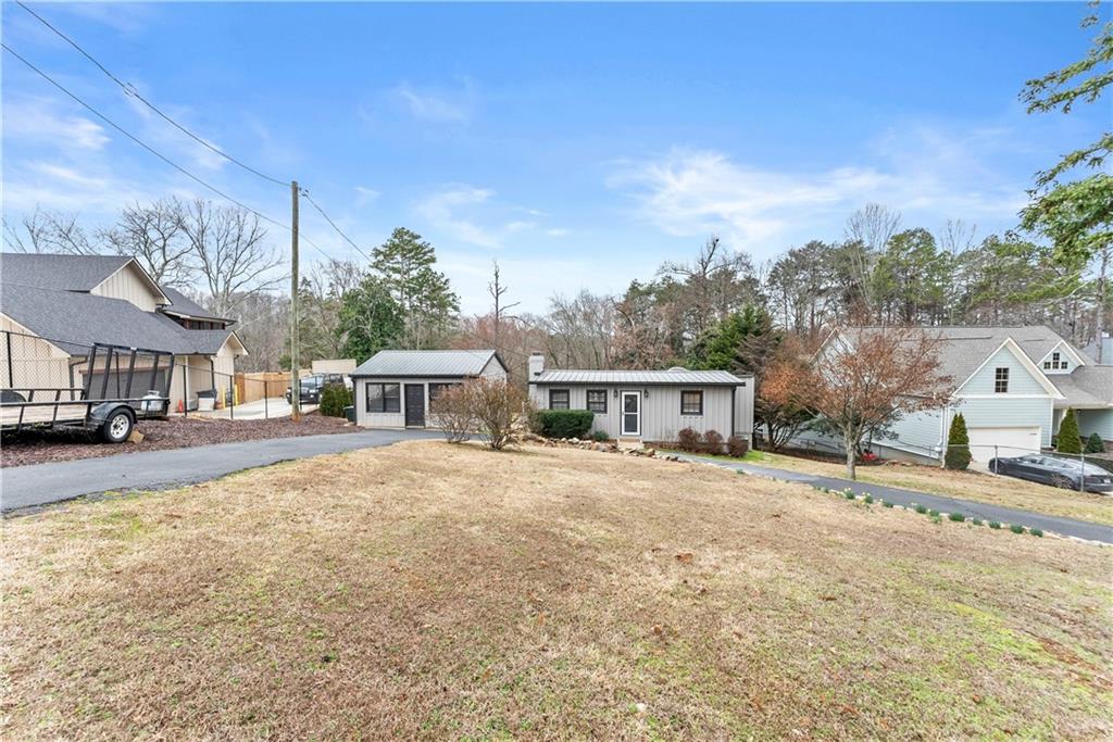 6052 Seminole Drive