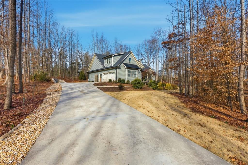 7671 Fern Lane
