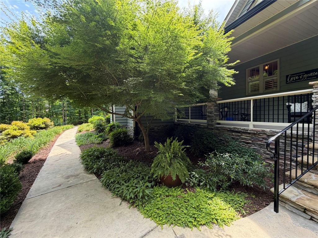 7671 Fern Lane