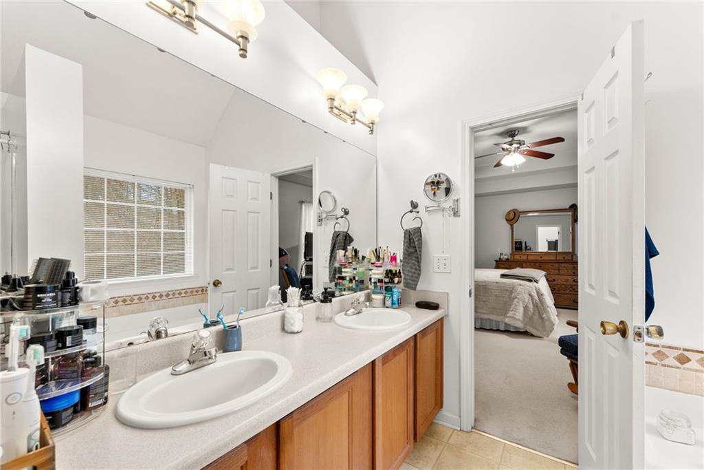 3451 Leisure Lane