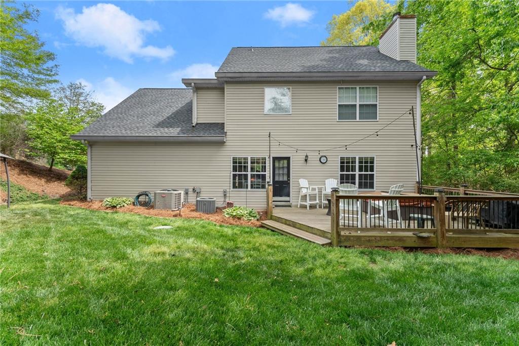 3451 Leisure Lane