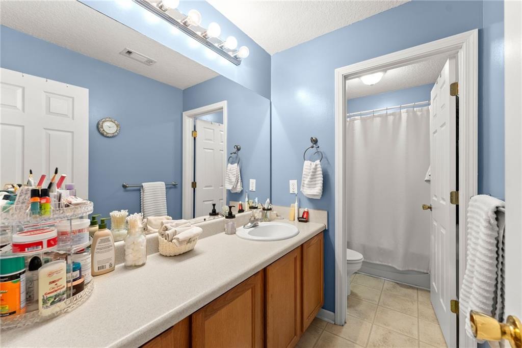 3451 Leisure Lane