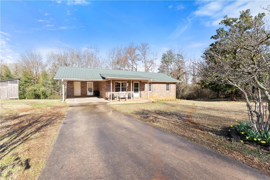 431 Clover Leaf Road