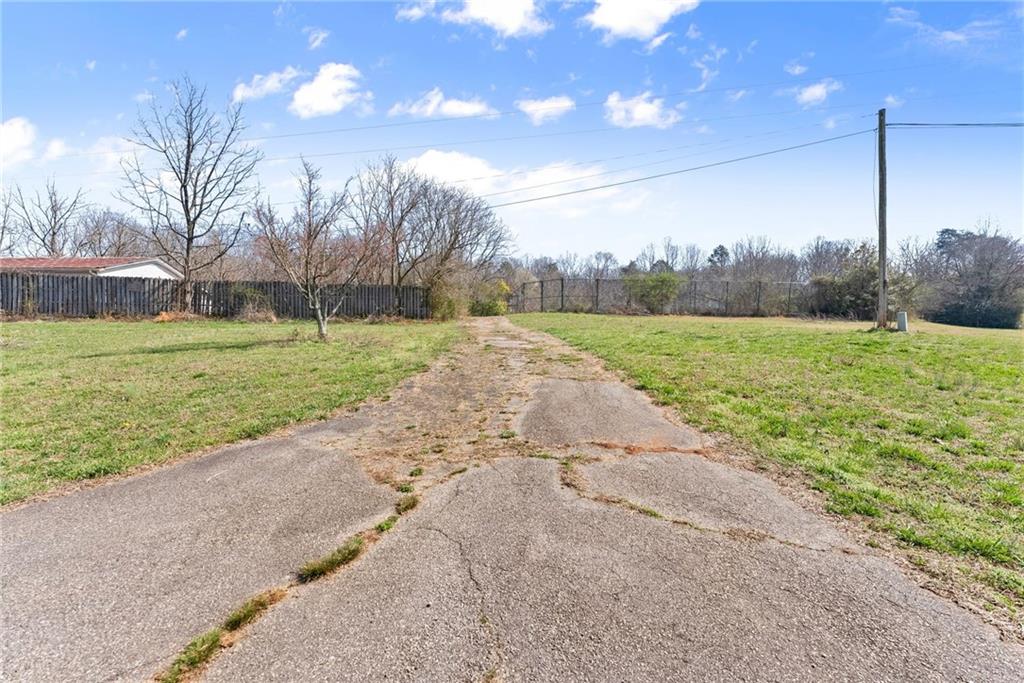 111 Skitts Mountain Road