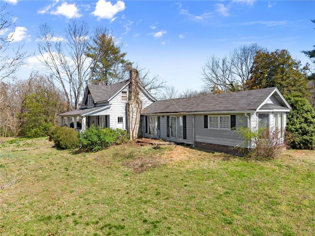 111 Skitts Mountain Road