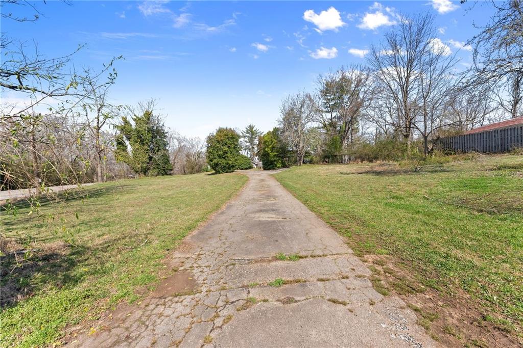 111 Skitts Mountain Road