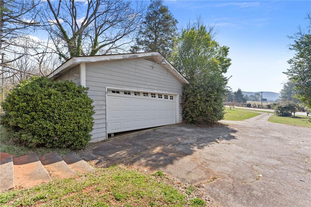 111 Skitts Mountain Road