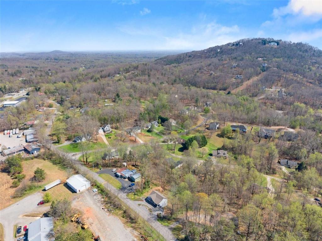 426 Old Clarksville Highway