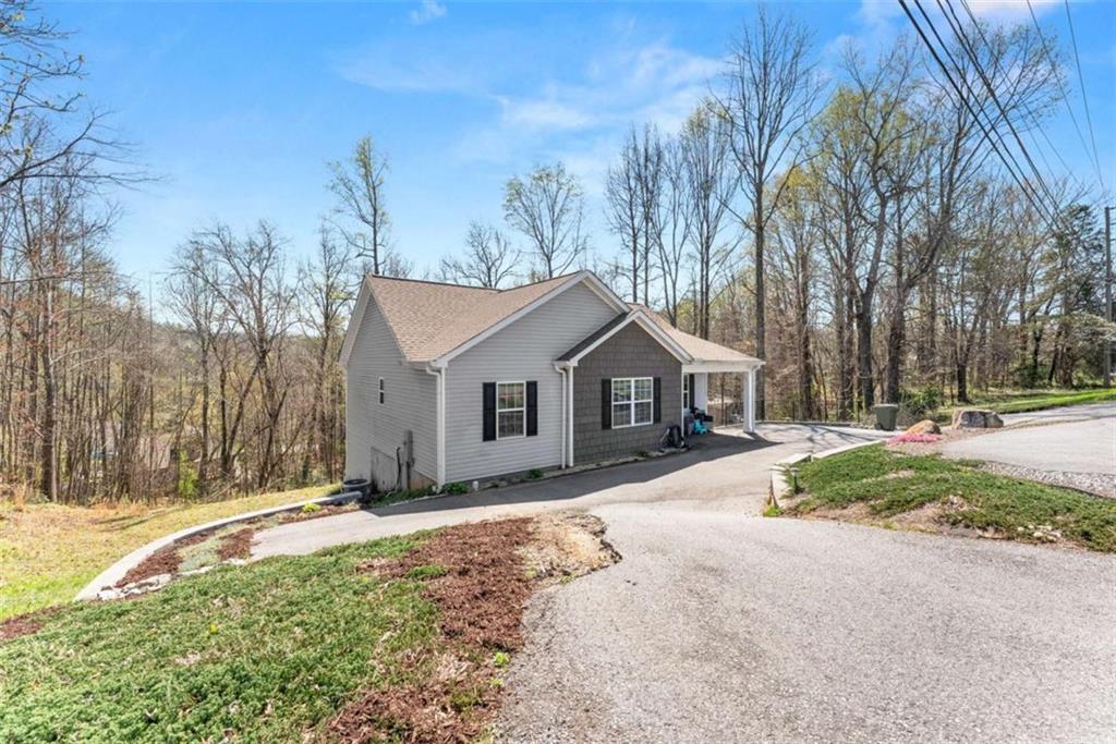 426 Old Clarksville Highway
