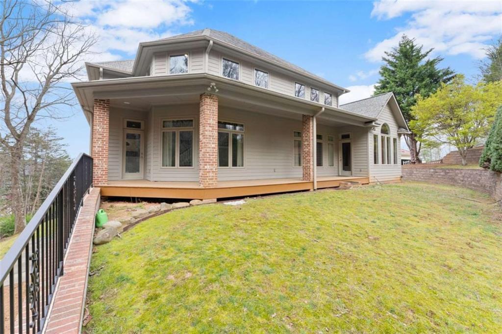 777 Oak Pointe Drive