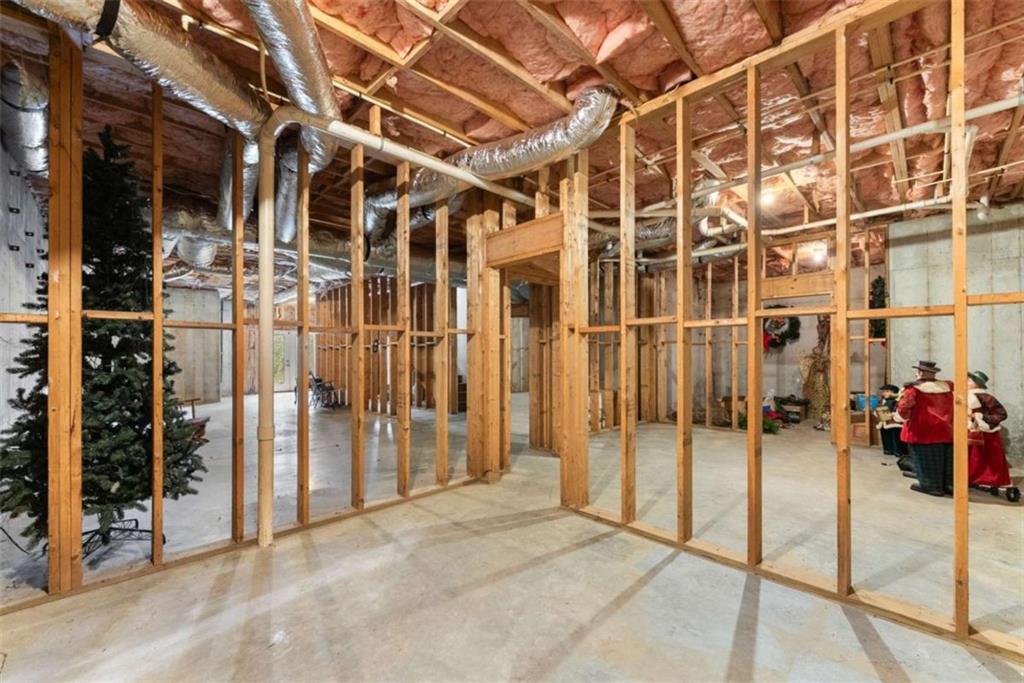 777 Oak Pointe Drive