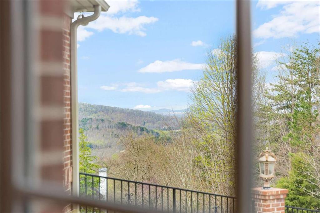 777 Oak Pointe Drive