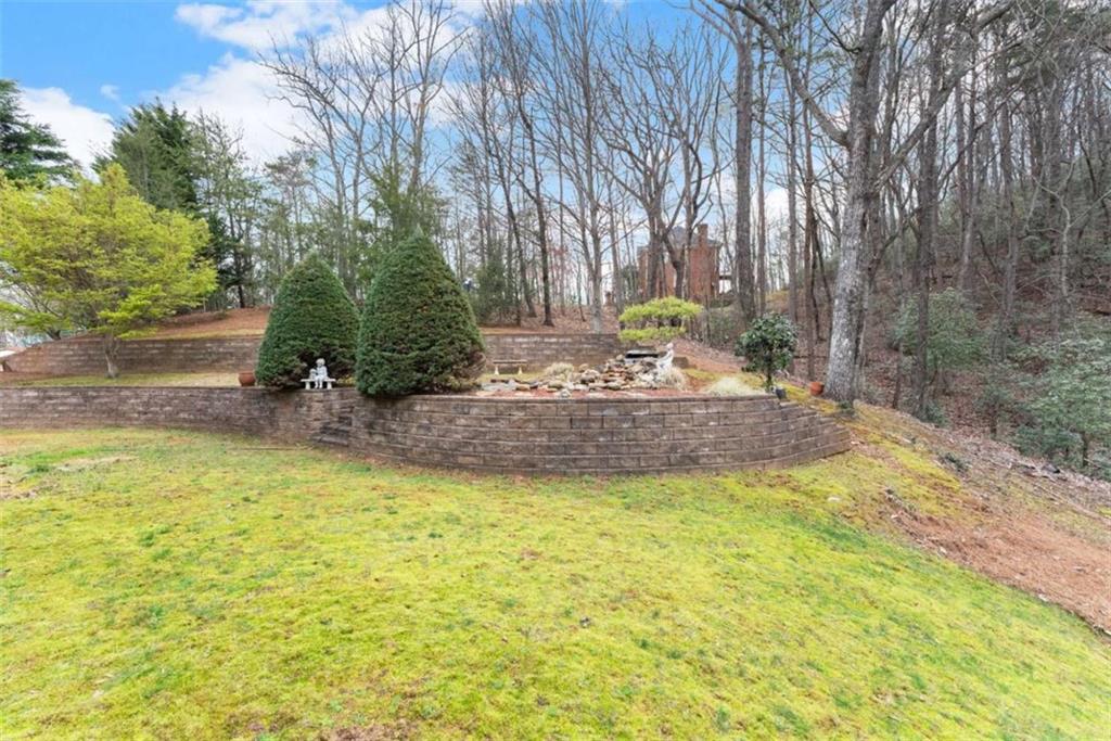 777 Oak Pointe Drive