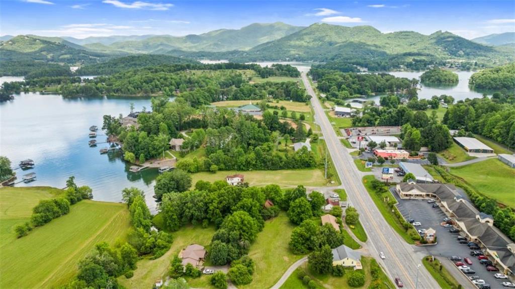 1586 US HWY 76