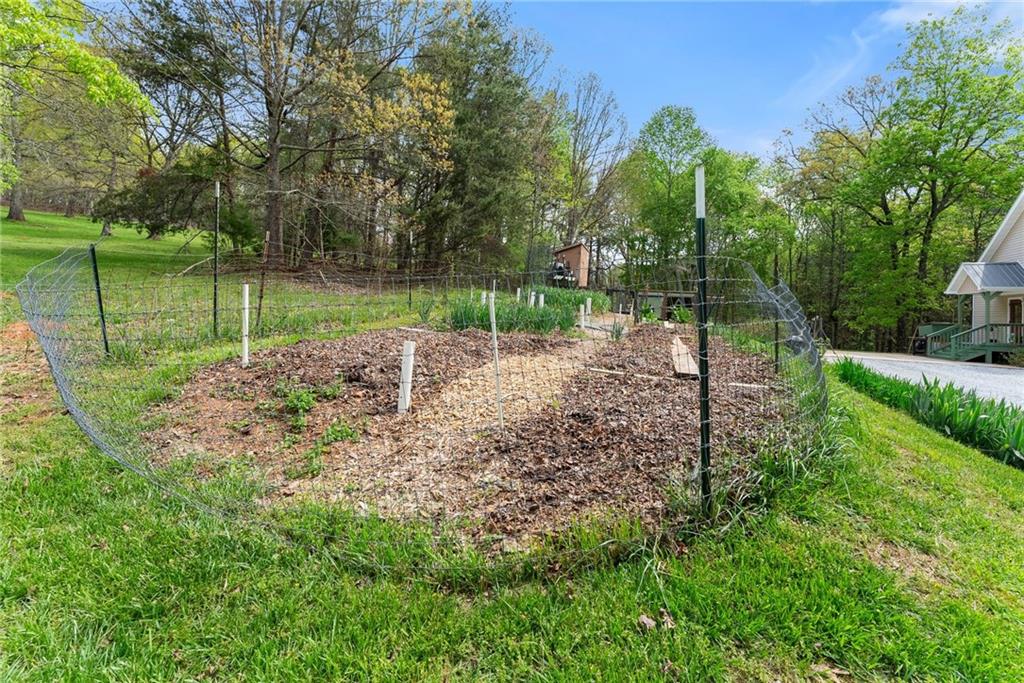 656 Stanley Nix Road