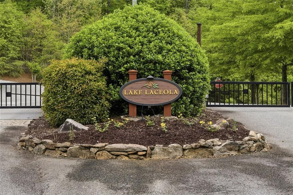 1100 S Laceola Road