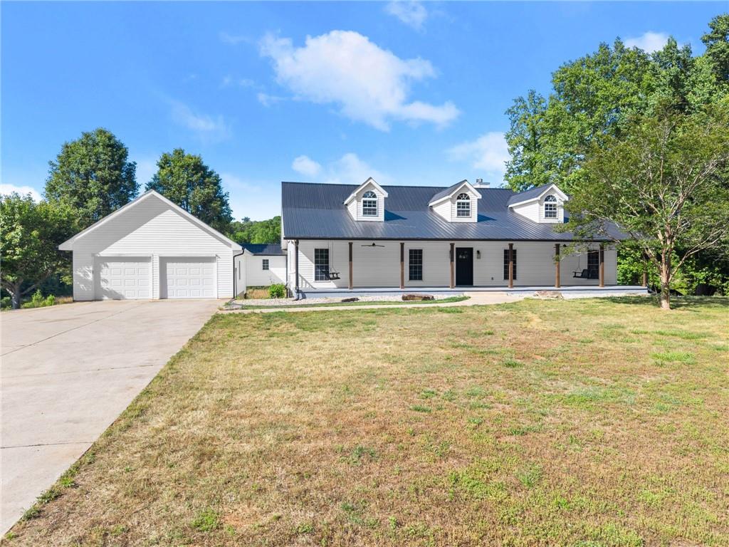 6147 Dahlonega Highway