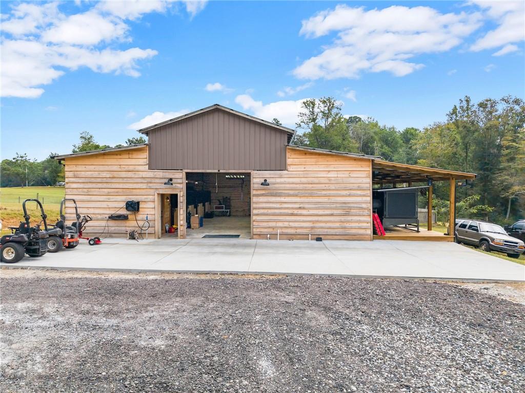 6147 Dahlonega Highway