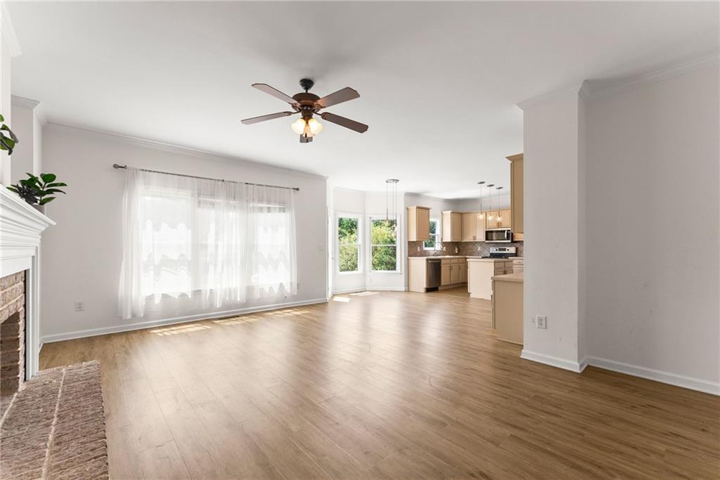 8455 Woodland View Drive