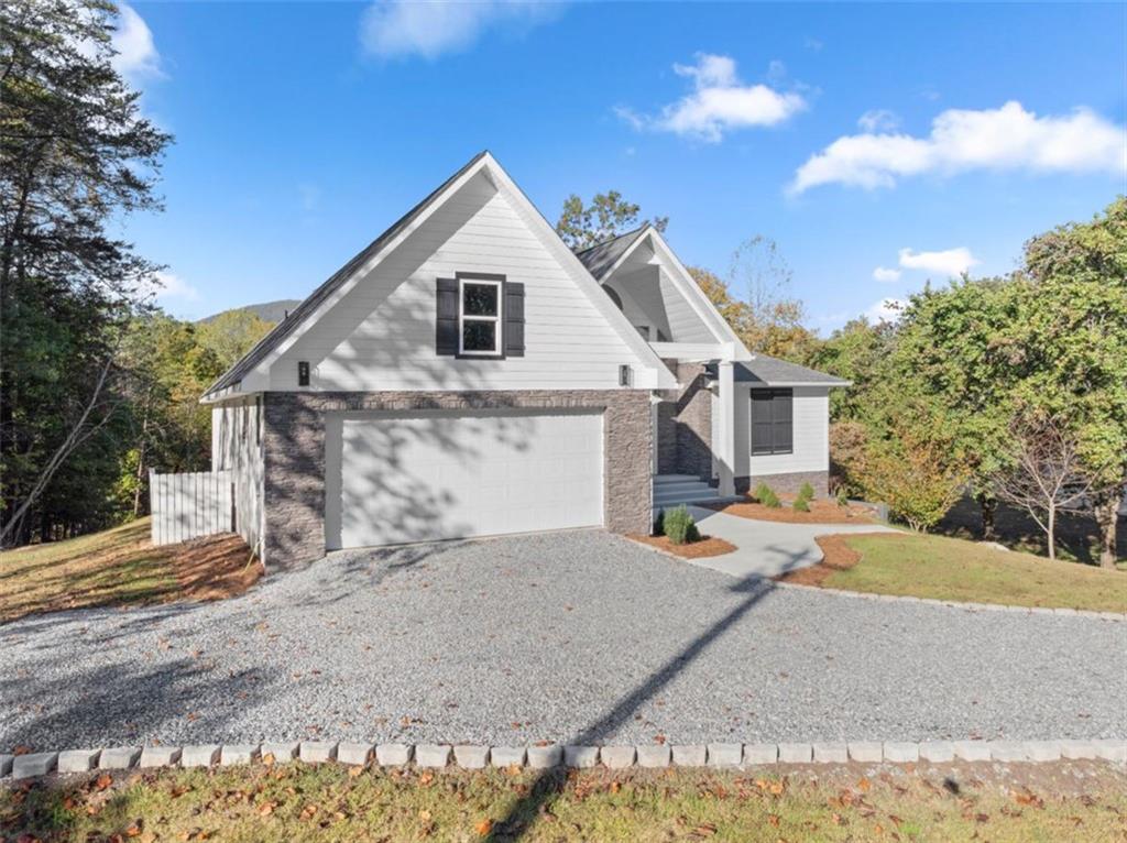 2123 Goat Neck Road