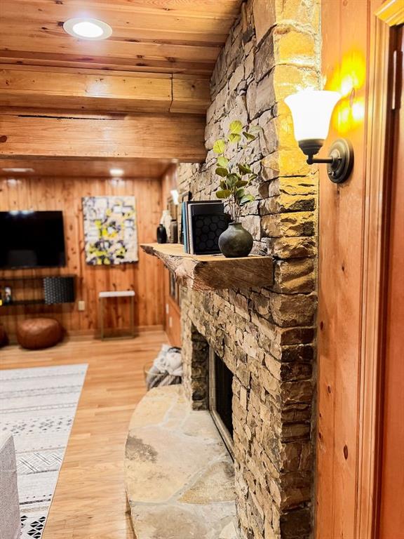 893 Hooper Road